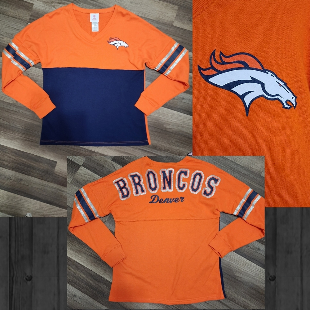 Denver Broncos Sweatshirt - Large Size